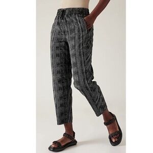 Athleta Arrival Pants Amara Stripe Black Womens 14 great travel clothing